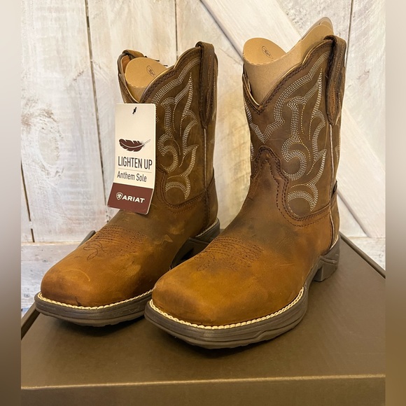 Ariat Women’s Anthem Shortie II Waterproof Western Boots Distressed Brown 7B - Picture 2 of 7